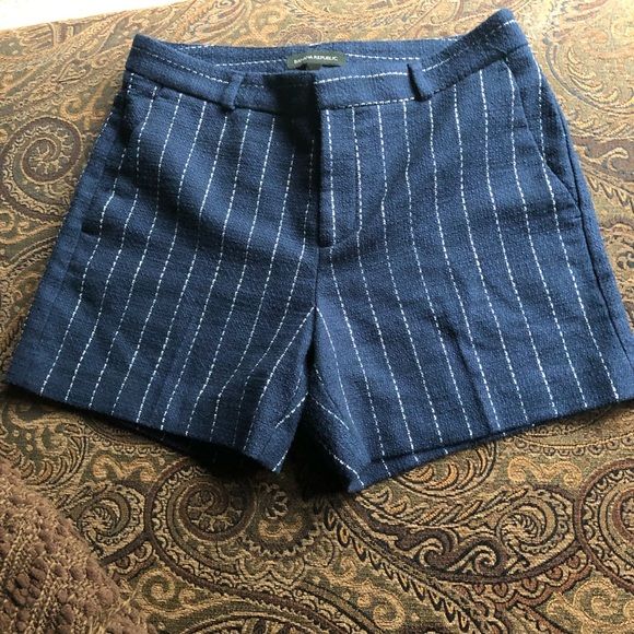 Banana Republic dress shorts - Worn one time!! - Picture 3 of 6